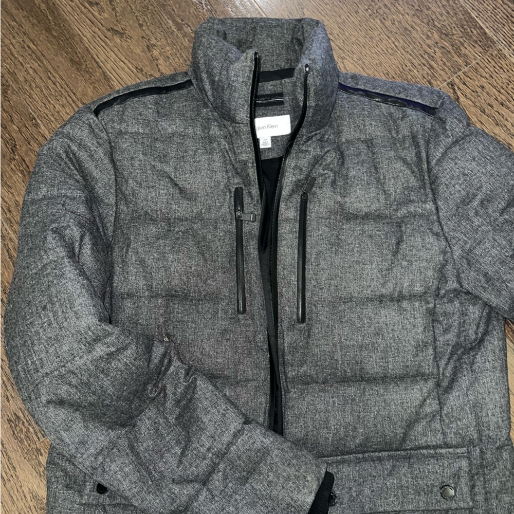 Calvin Klein grey men’s puffer jacket